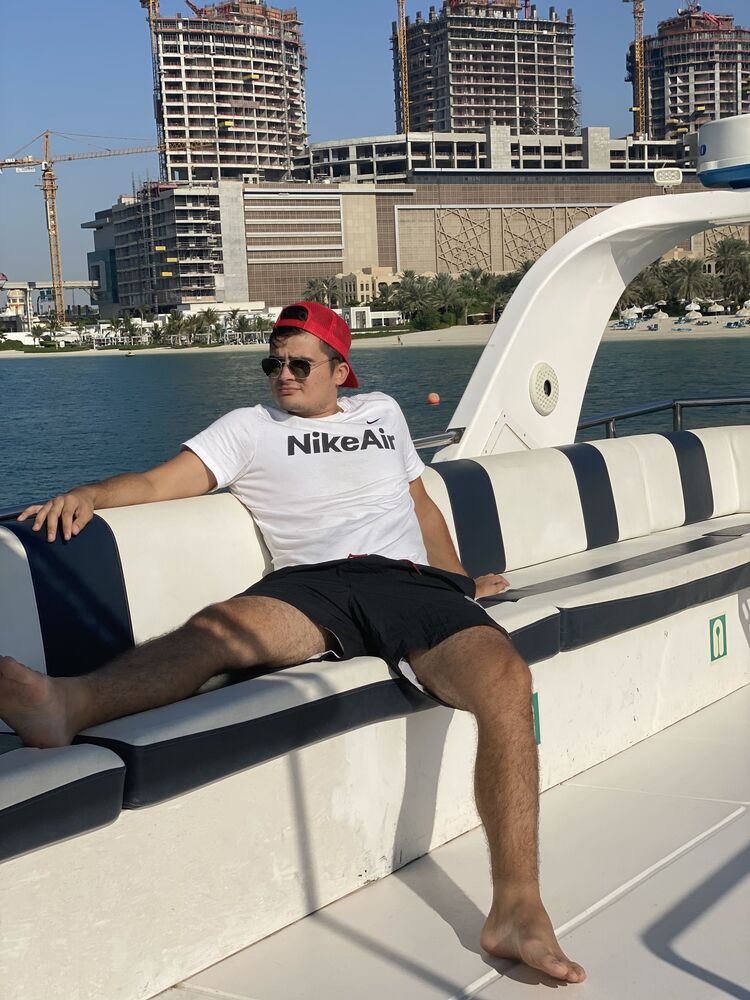  ,   Vlad, 31 ,   ,   