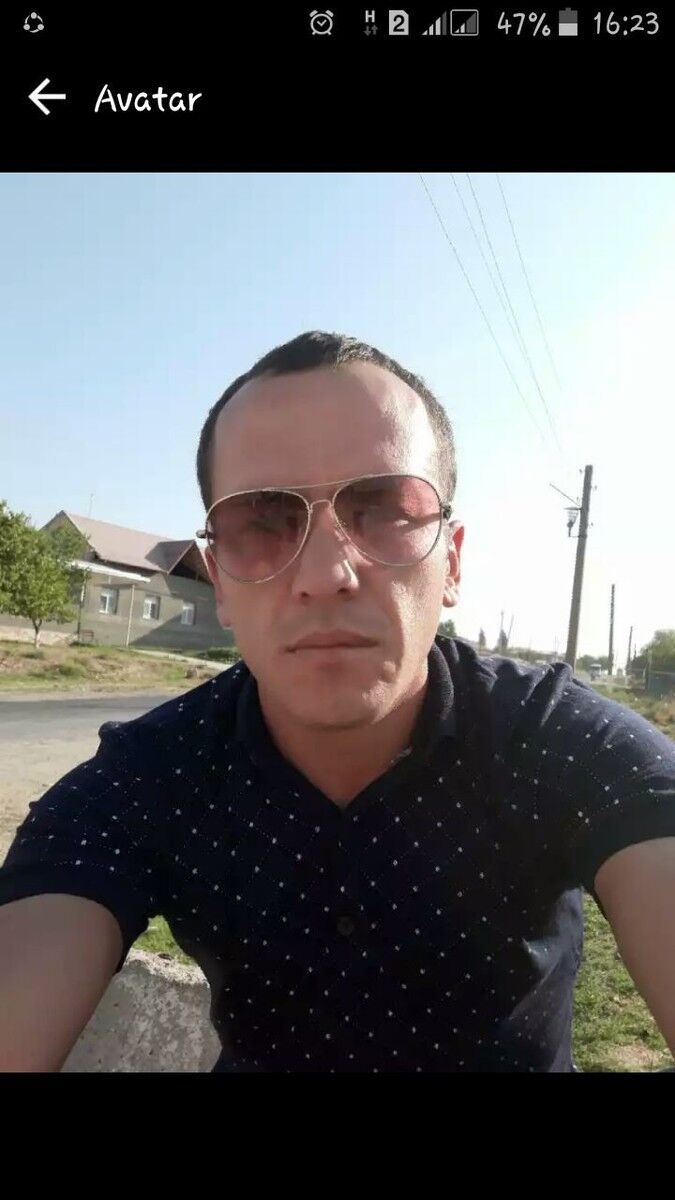  18906185  Olimjon, 37 ,    