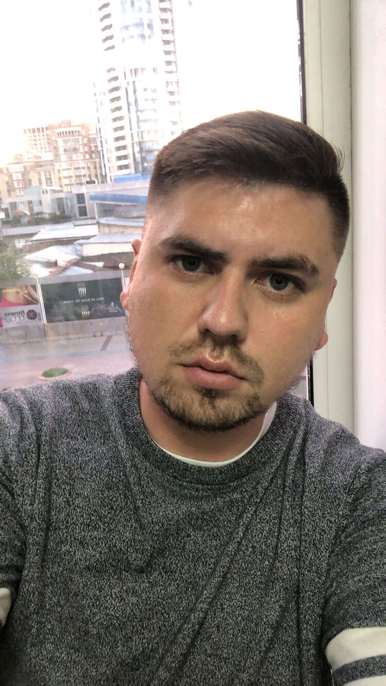  35724355  Evgeny, 32 ,    