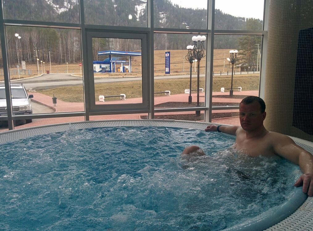  15368535  Sergey, 44 ,    