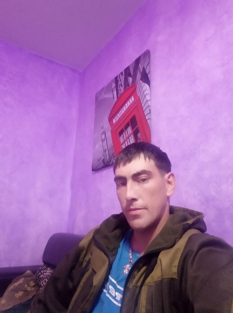  18296495  , 40 ,    