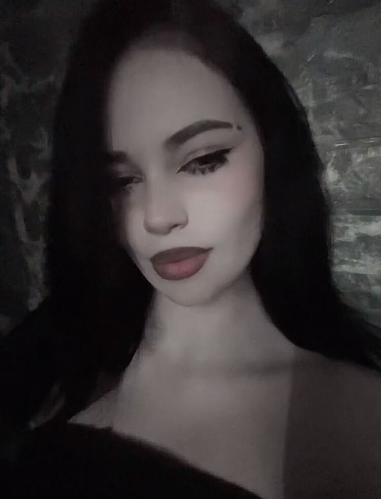  53964115  Vika, 18 ,    