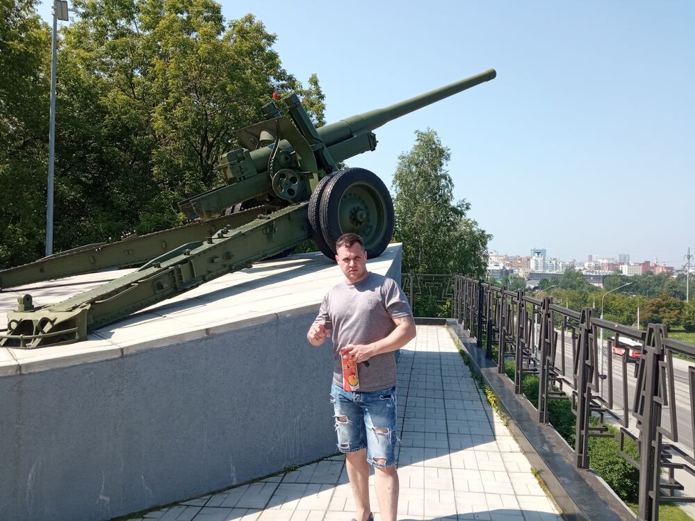  ,   Sergey, 33 ,   ,   