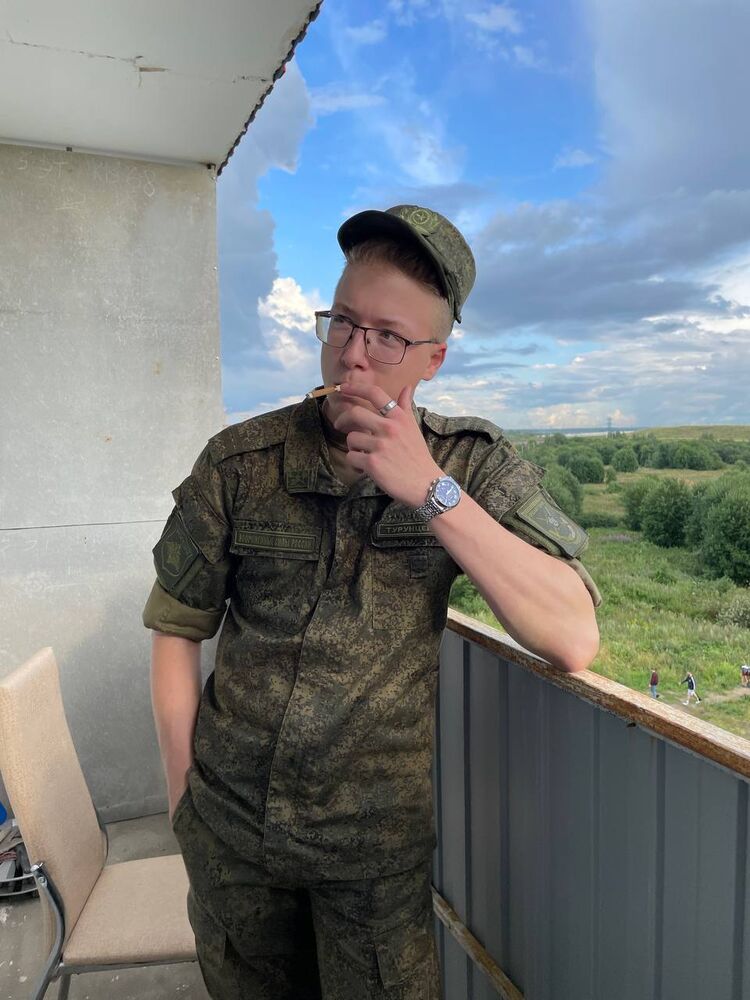  45037775  , 22 ,    -