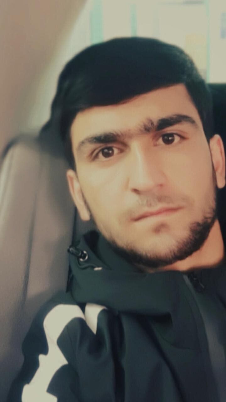  54356025  Umar, 23 ,    