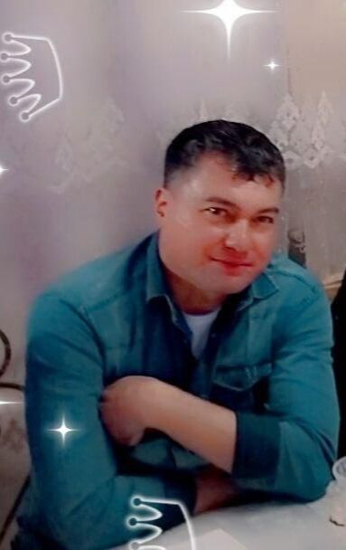  52112595  Erkin, 49 ,    