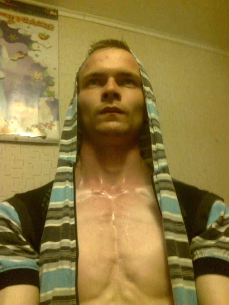  ,   Ivan, 32 ,   