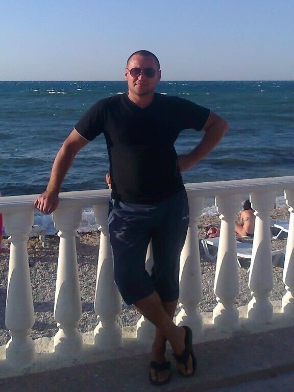 ���� 25354895 ������� VIKTOR, 47 ���, ���� ���������� � �����������