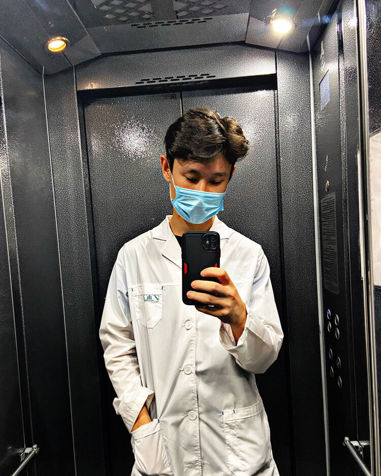  ,   Sagadat, 25 ,   ,   