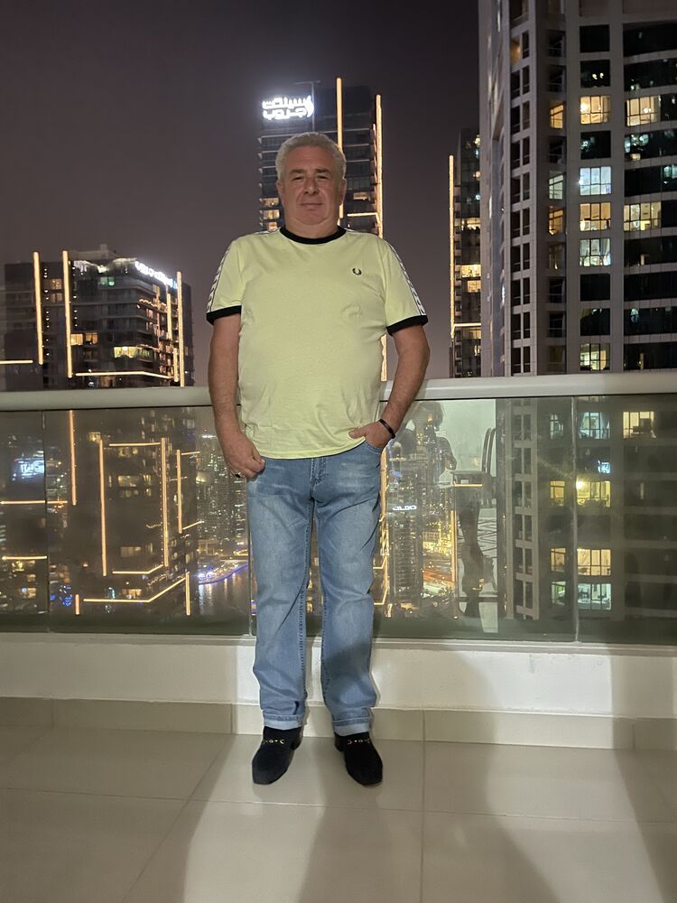  Hollywood,   , 60 ,   ,   