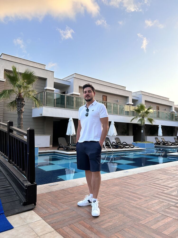  ,   Architect, 36 ,   ,   