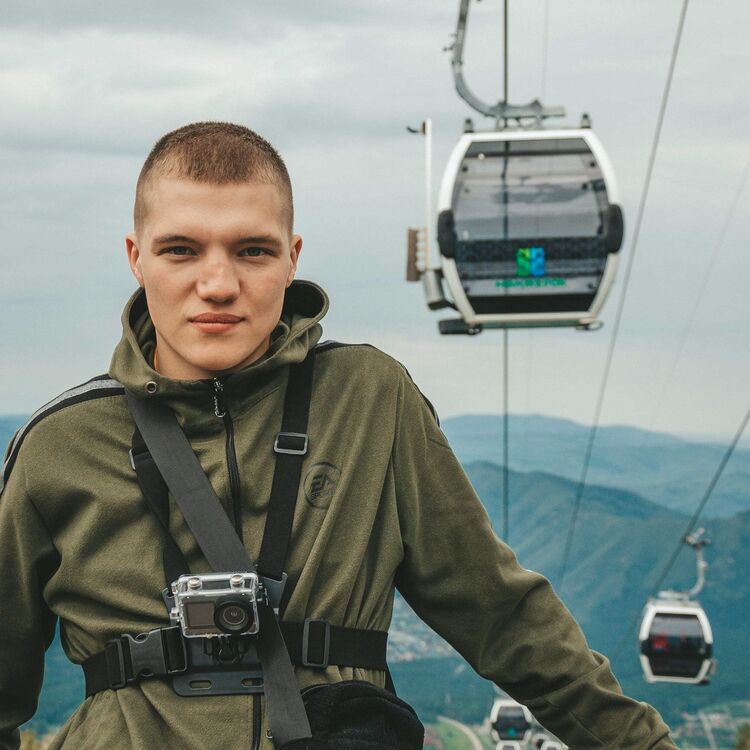  37856575  Kostya, 24 ,    