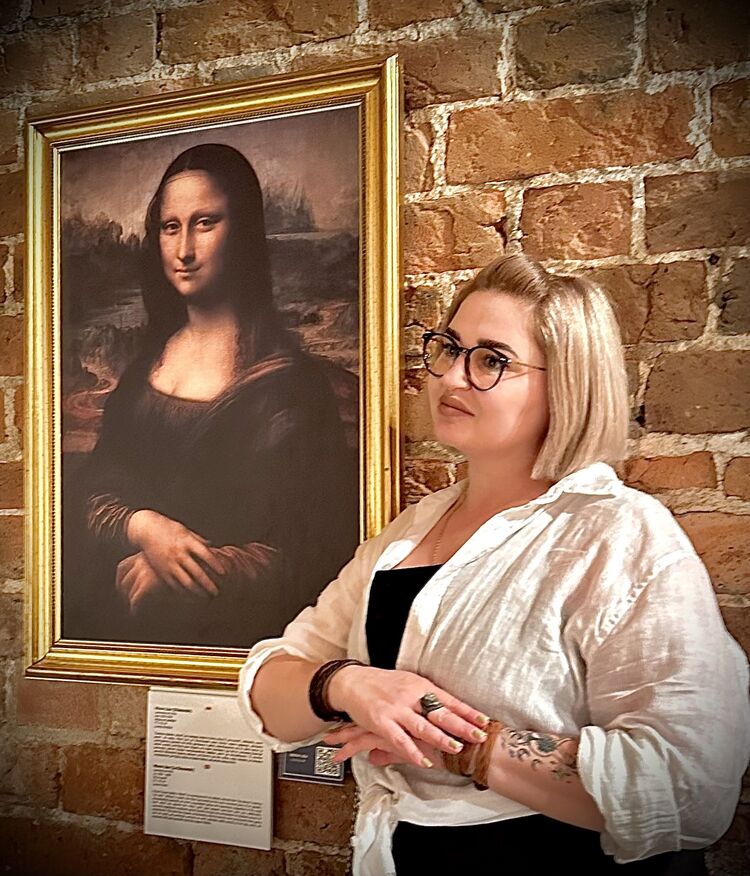  53384275  Liliia, 39 ,    