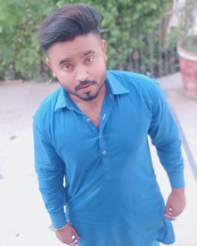  ,   Ghumman, 33 ,   ,   , c 