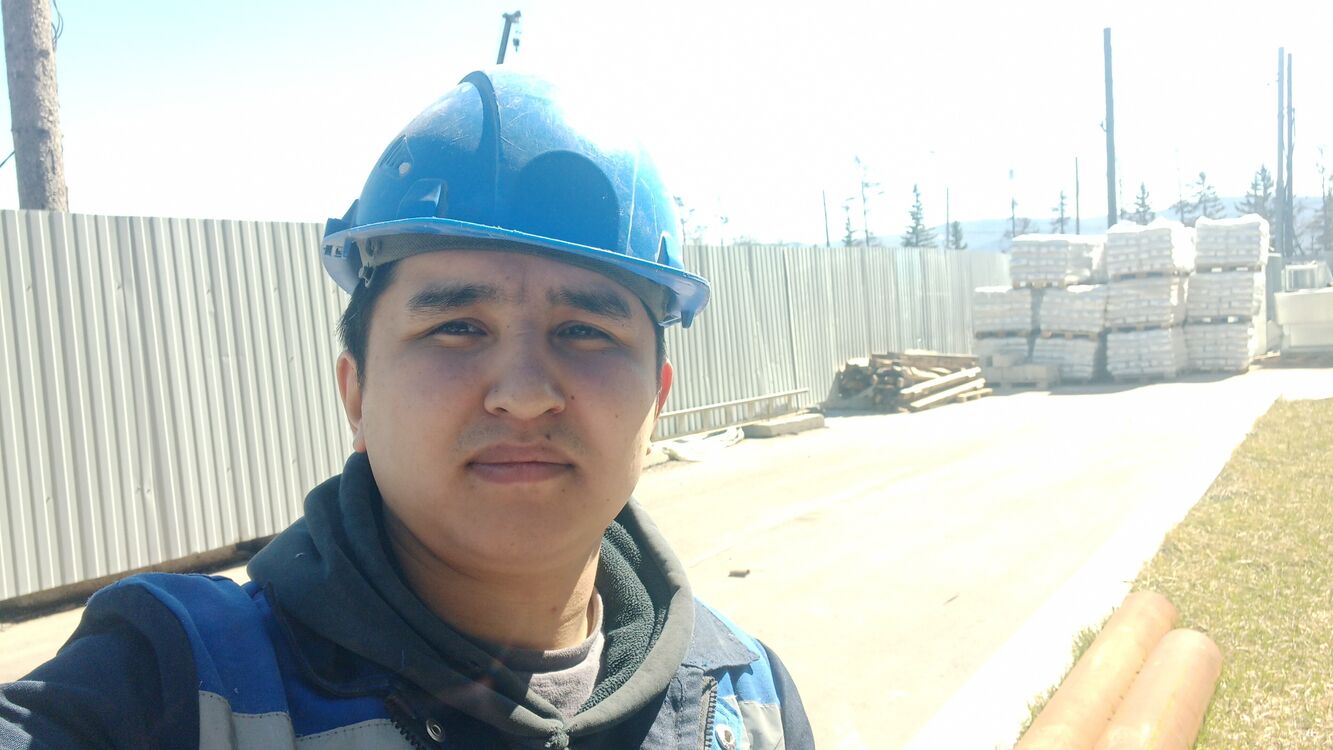  43832205  Ibraim, 31 ,    