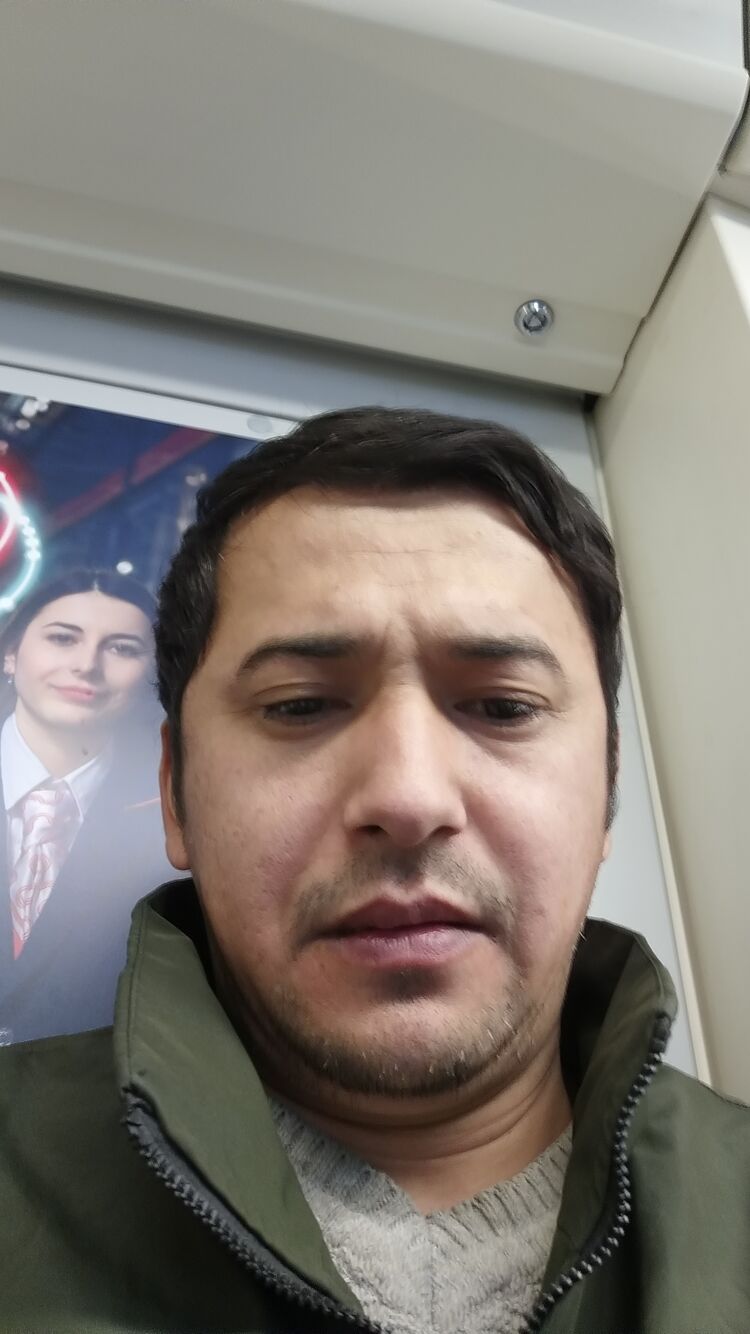  33679025  , 37 ,    