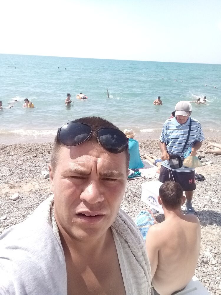  33271675  , 30 ,    