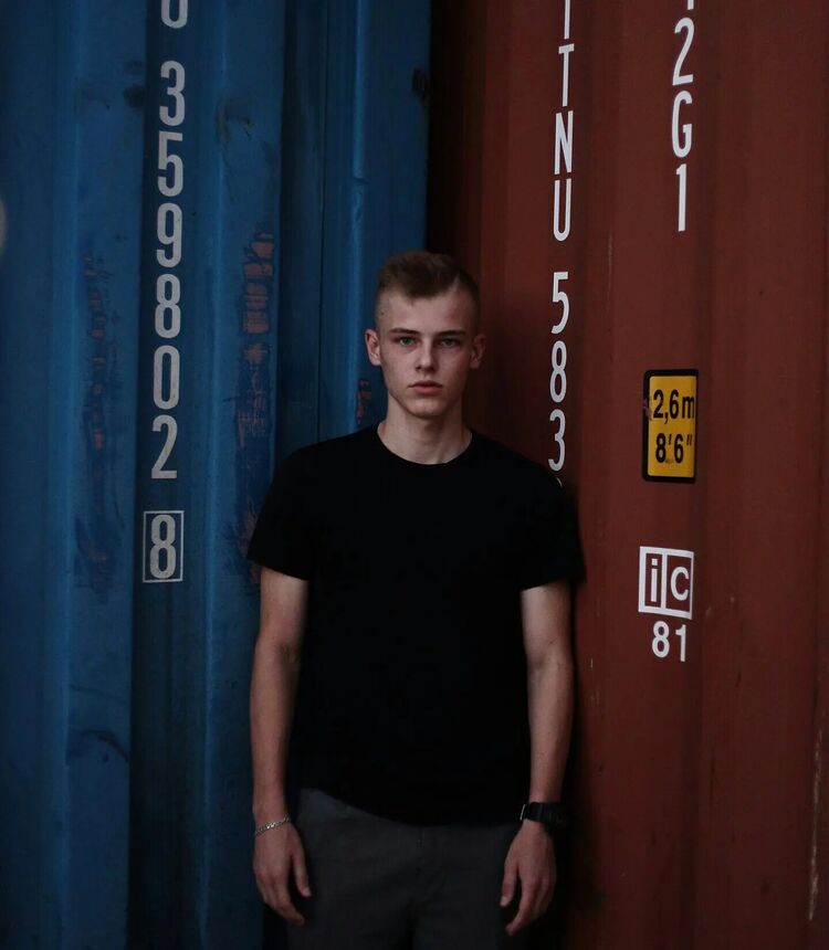  ,   , 24 ,   ,   
