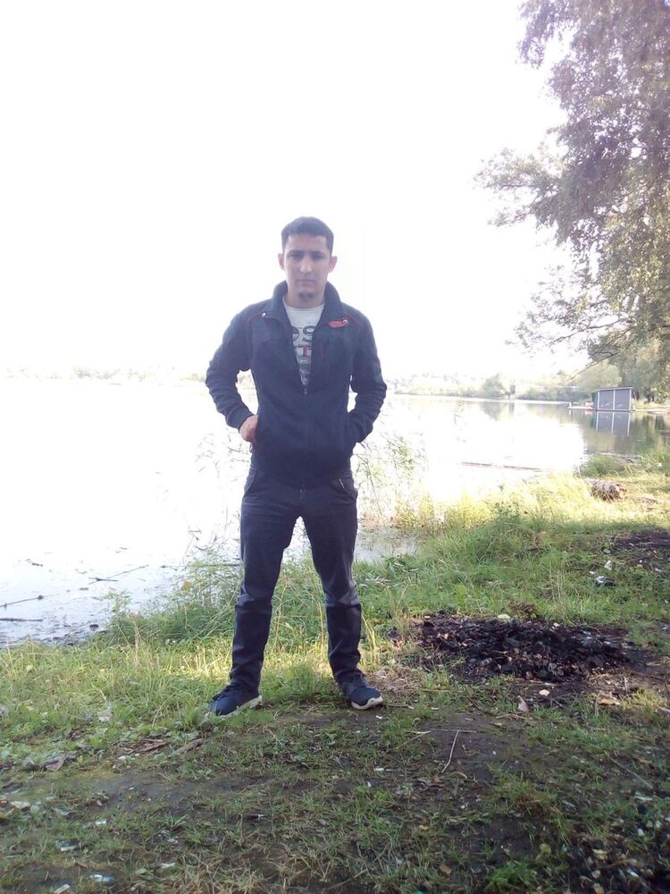  16094455  Baxodir, 35 ,    