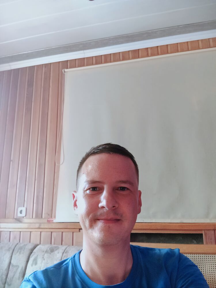  48381465  Anton, 40 ,    