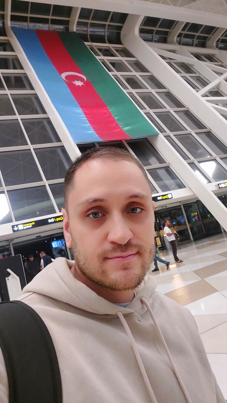  ,   Ruslan, 34 ,   ,   , c , 