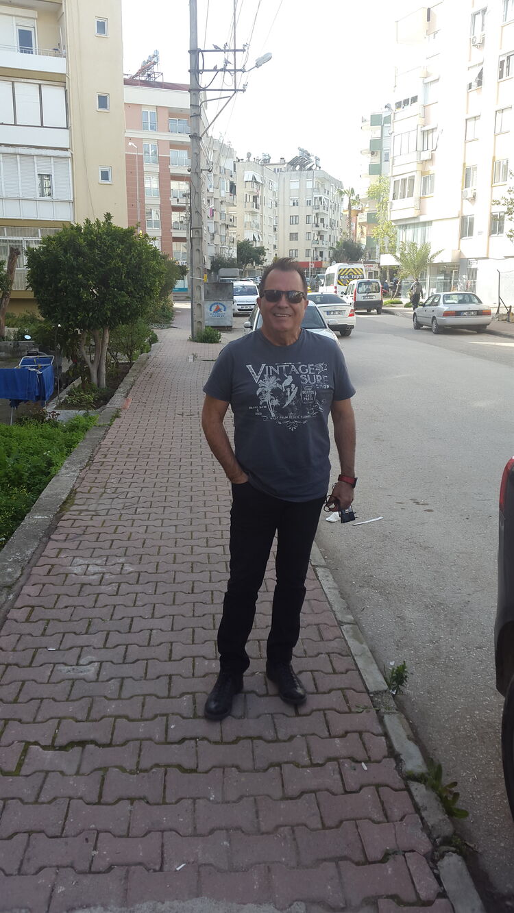  47680625  Mustafa, 57 ,    