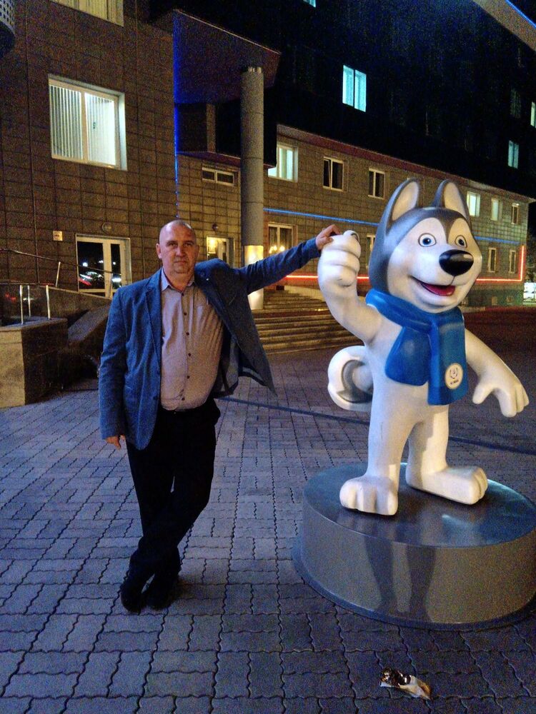 ���� 19753815 ������� ����, 52 ����, ���� ���������� � �����������