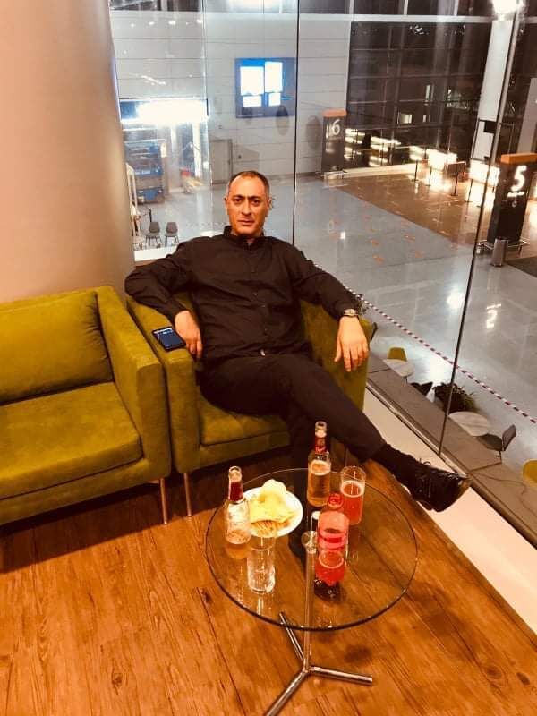  35687655  Giorgi, 42 ,    