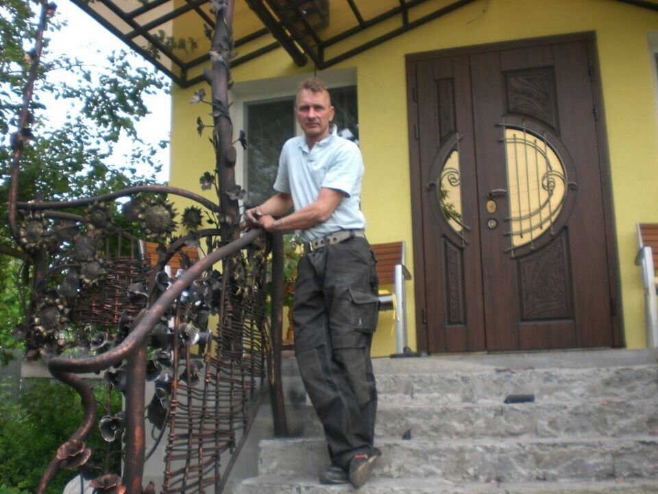  ,   Leksiu, 49 ,   ,   , c 