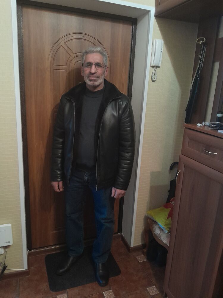  ,   Hakob, 59 ,     