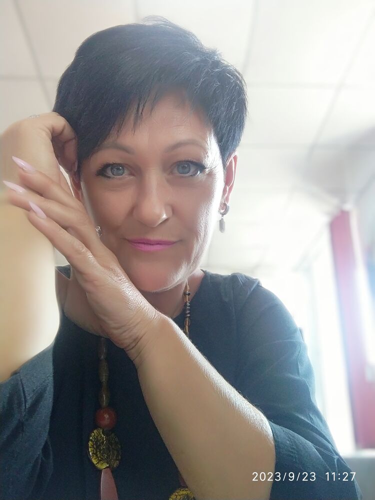  42433755  Olena, 52 ,    Didam