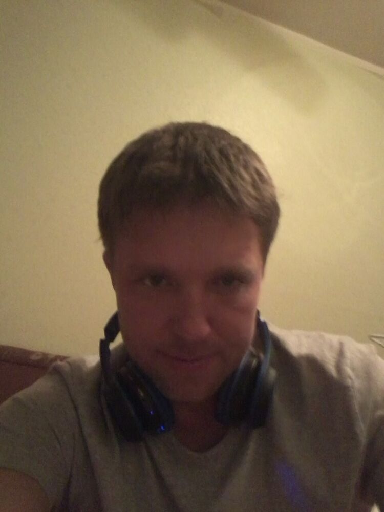  9453605  , 44 ,    