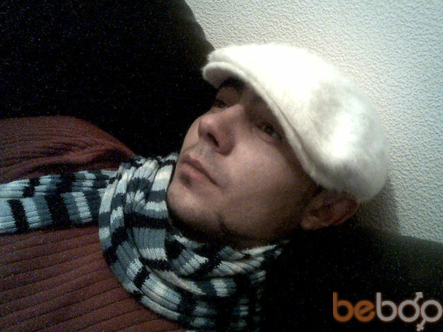  1105425  Rodion, 41 ,    