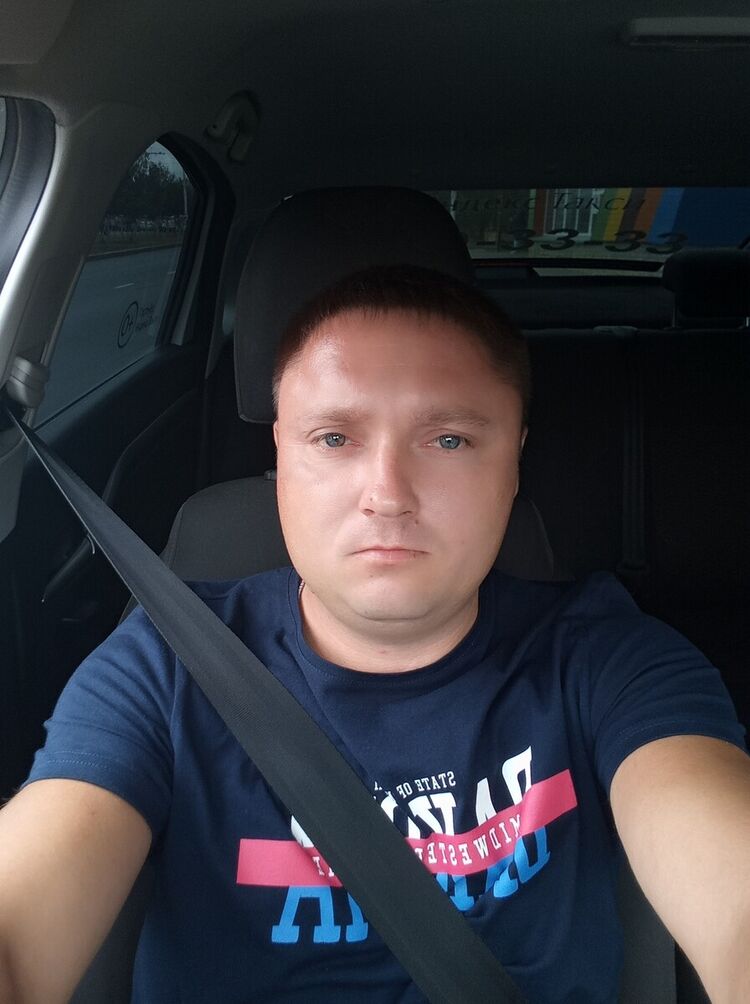  21043515  , 37 ,    