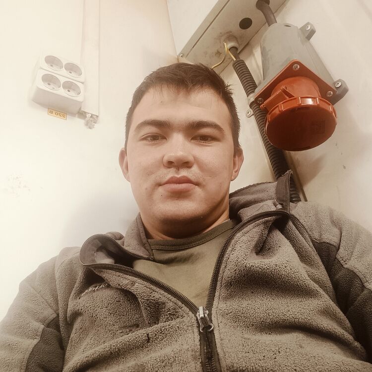  ,   Rushan, 27 ,   ,   