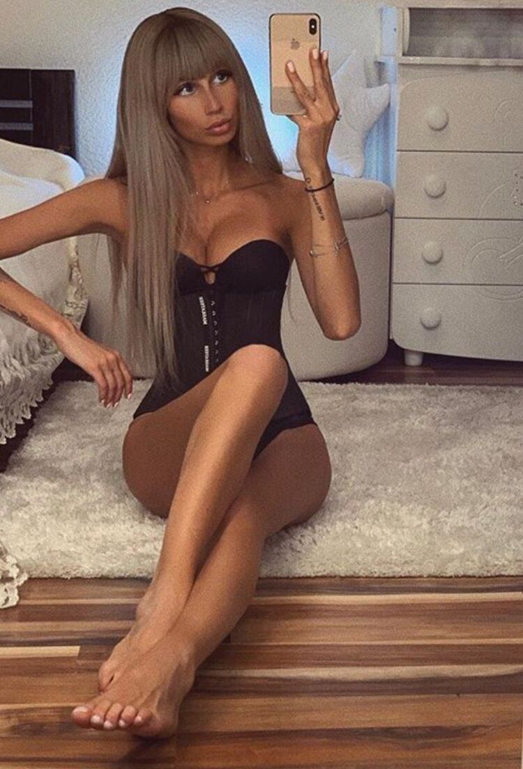  ,   Viktoria, 39 ,   ,   , c 