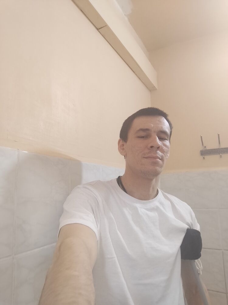  48341795  , 32 ,    --
