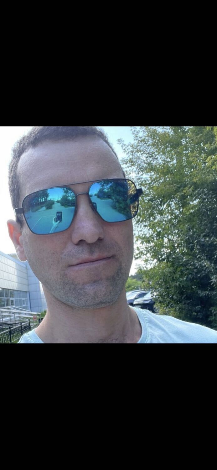  53832715  Antony, 40 ,    