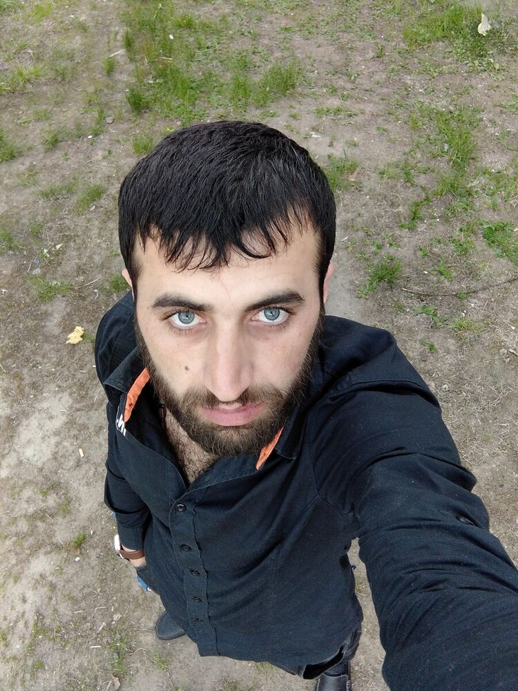  20229105  SEVAK, 30 ,    