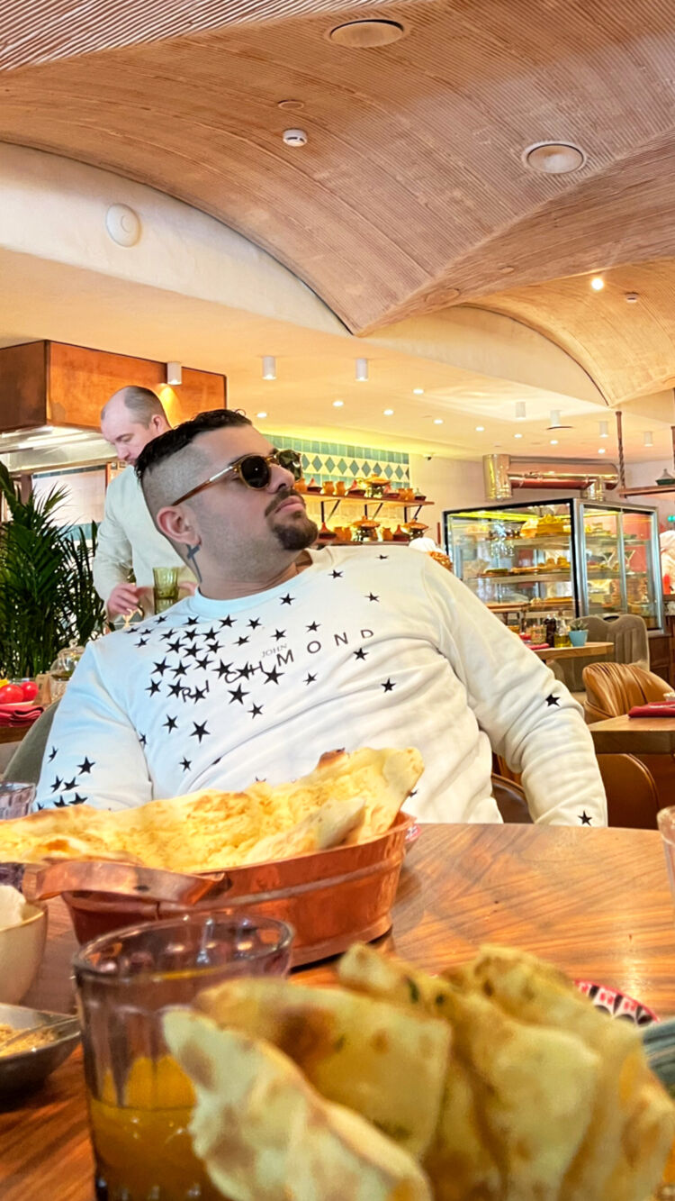 ,   Joni, 35 ,   ,   , 