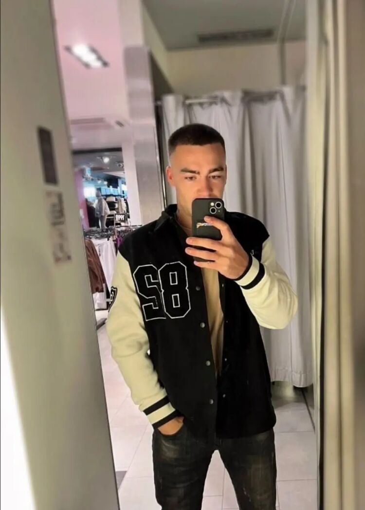  ,   Yan, 26 ,   ,   