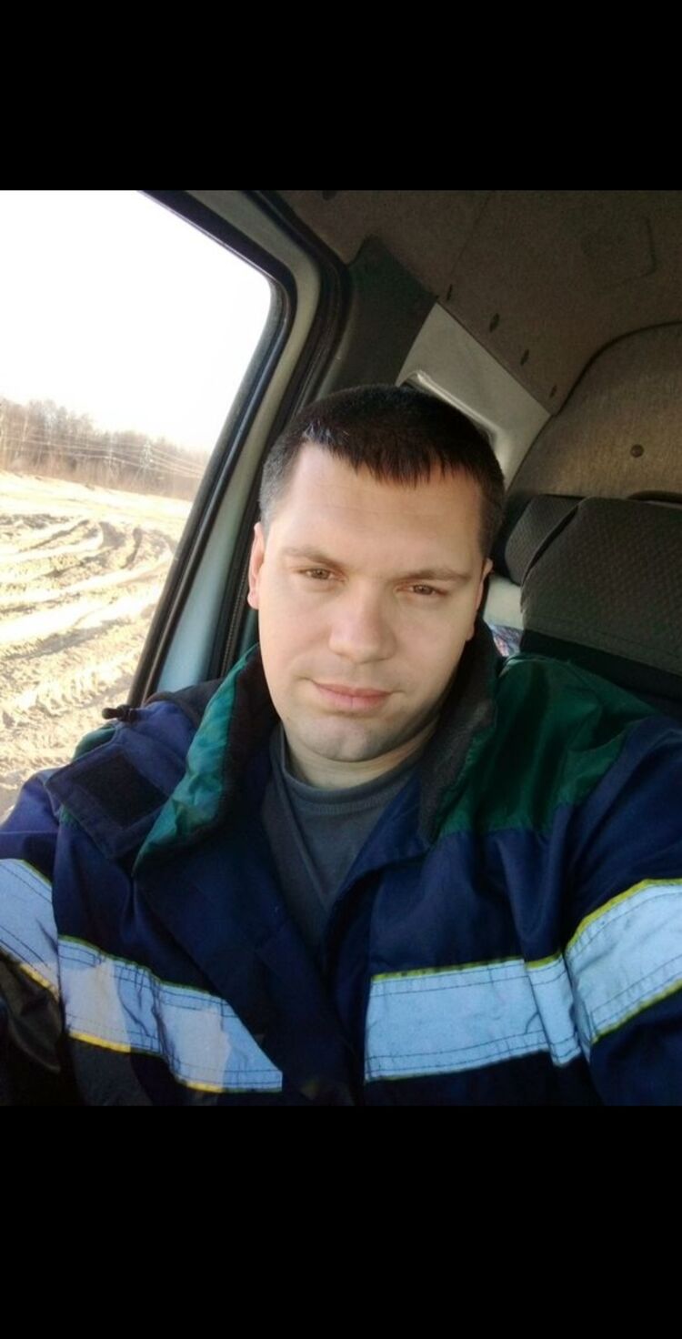  ,   Georgy, 34 ,     , c 