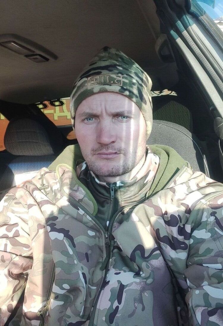  52258055  , 32 ,    