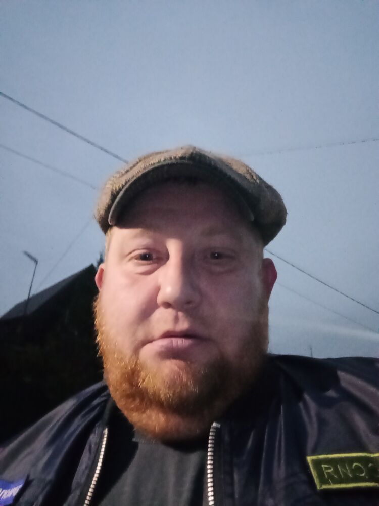  54311075  Alexander, 40 ,    