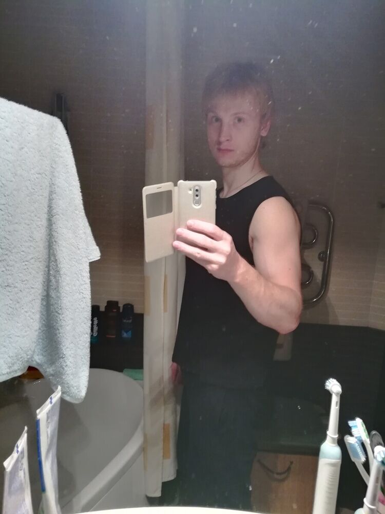  20986425  Alex, 35 ,     