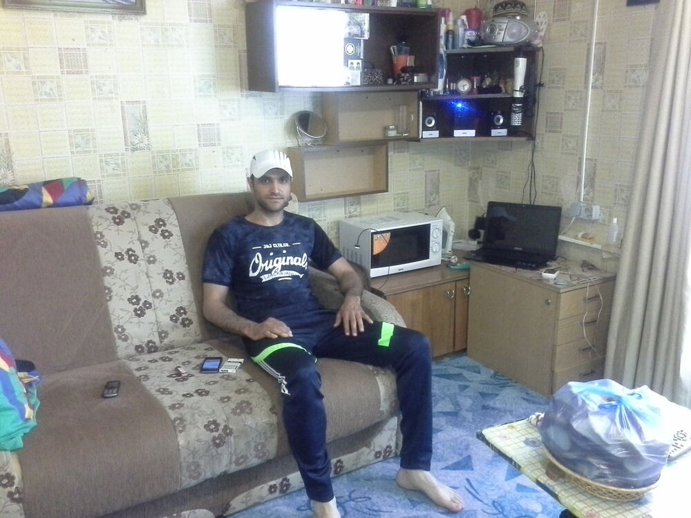  7514545  Orxan, 41 ,    