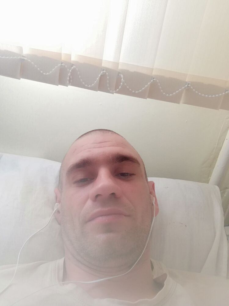  ,   Artem, 34 ,   ,   