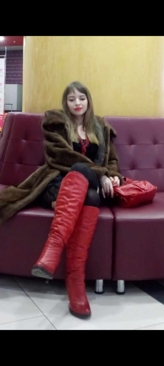  49373665  Katrin, 35 ,    