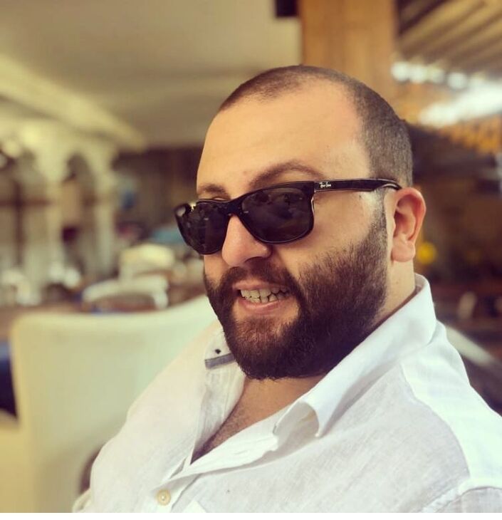  ,   Deniz, 37 ,   c 