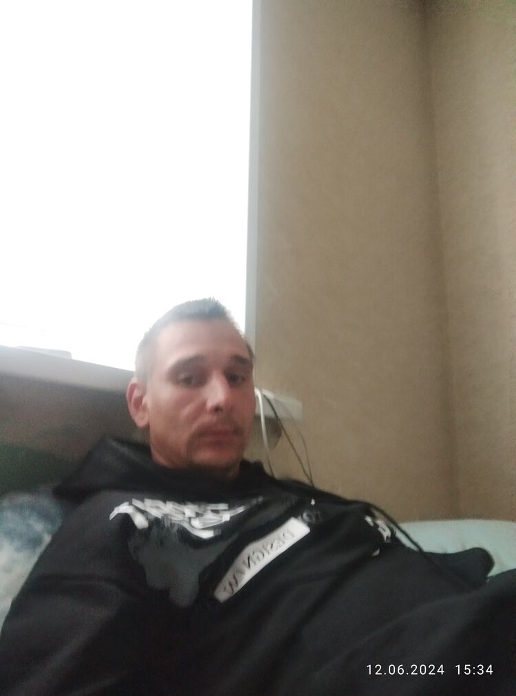  ,   Nikita, 32 ,   ,   , c , 